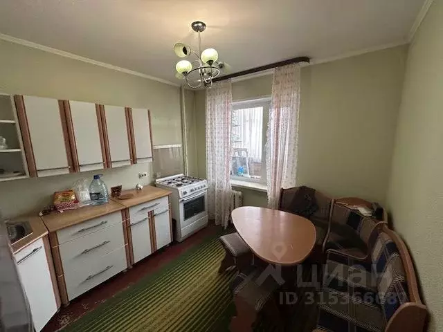 2-к кв. Коми, Усинск Парковая ул., 13Б (48.5 м) - Фото 0