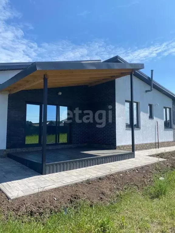 Дом в Белгородская область, Белгородский район, Разумное рп ул. ... - Фото 1