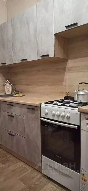 3-к кв. Астраханская область, Астрахань Звездная ул., 7к2 (60.0 м) - Фото 2