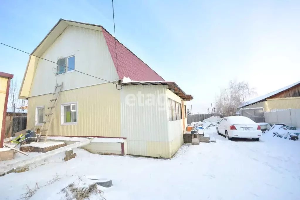 Дом в Саха (Якутия), Якутск ул. Очиченко, 3/8А (79 м) - Фото 0