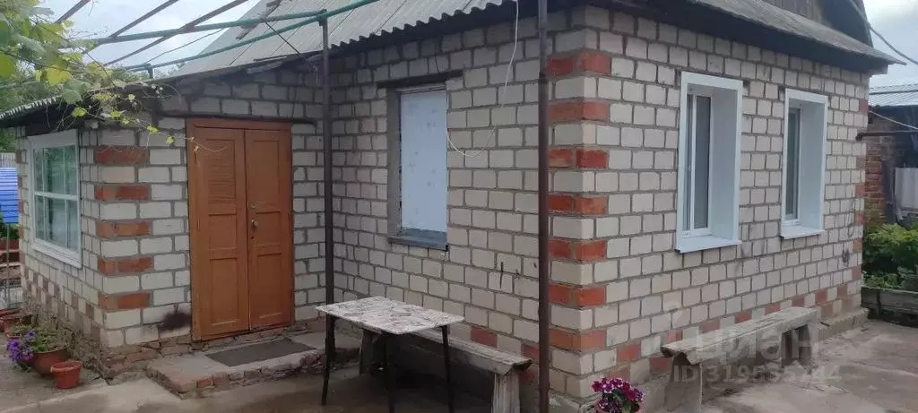 Дом в Оренбургская область, Соль-Илецк ул. Ленина, 2А (25 м) - Фото 0