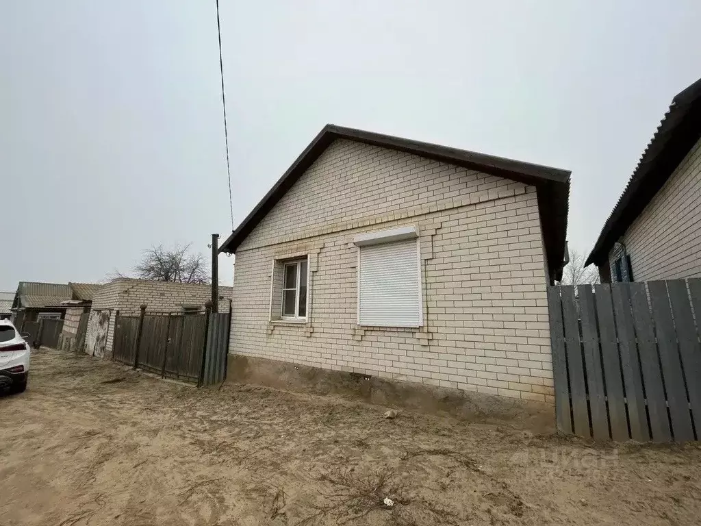 Дом в Астраханская область, Харабали Восточная ул., 4 (65 м) - Фото 1