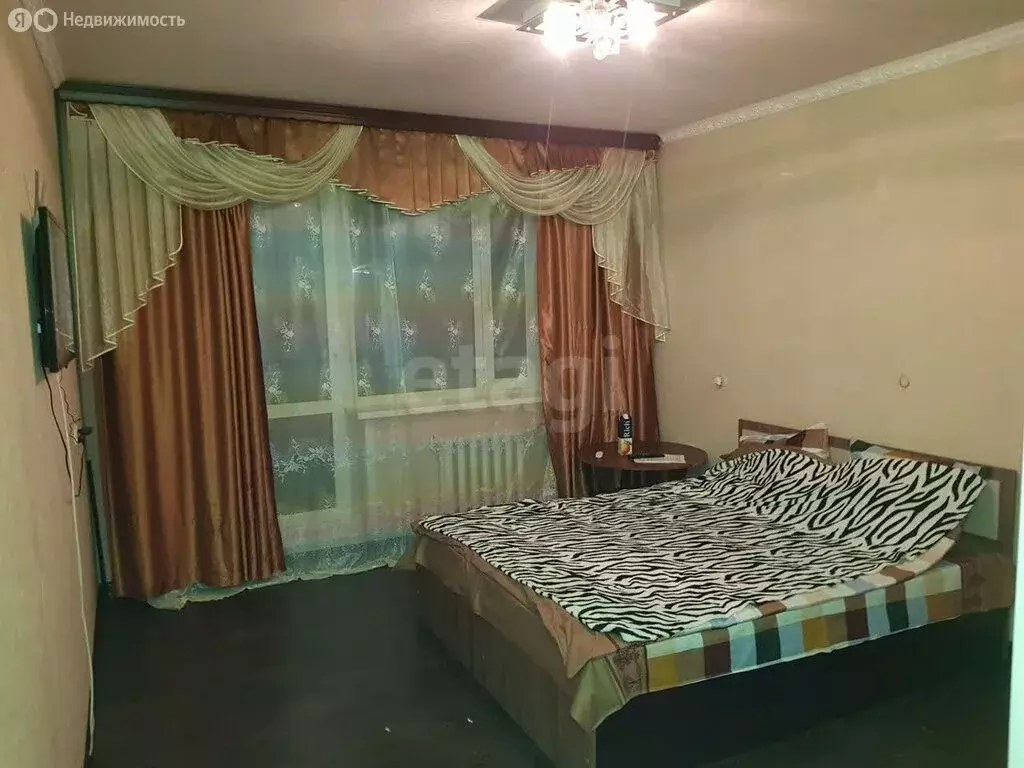 1-комнатная квартира: Ржев, Республиканская улица, 30 (32 м) - Фото 1