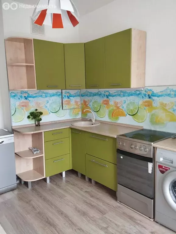 2-комнатная квартира: Екатеринбург, улица Евгения Савкова, 56 (56.6 м) - Фото 1