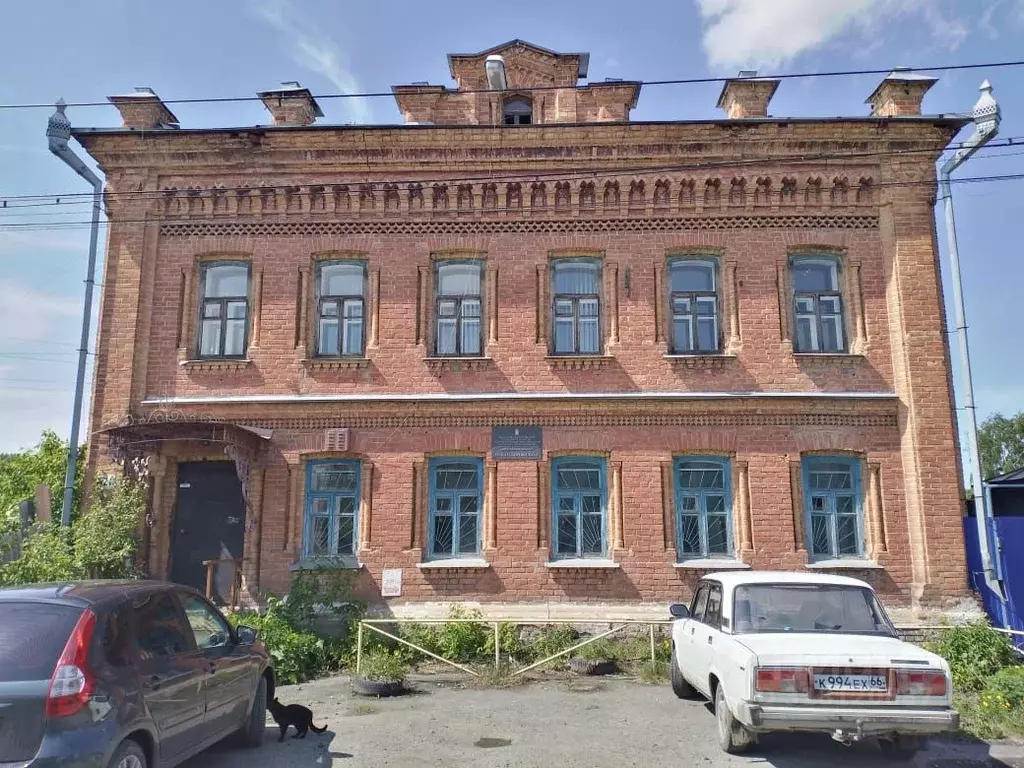 Помещение свободного назначения в Свердловская область, Ирбит ул. ... - Фото 0