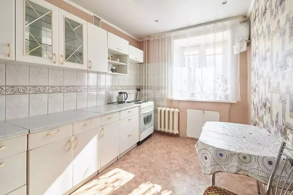 2-к кв. Тюменская область, Тюмень Антипино мкр, ул. Александра ... - Фото 1