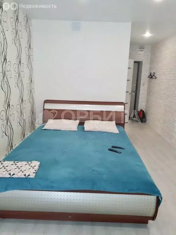 Квартира-студия: Тюмень, улица Тимофея Чаркова, 28 (20.5 м) - Фото 2