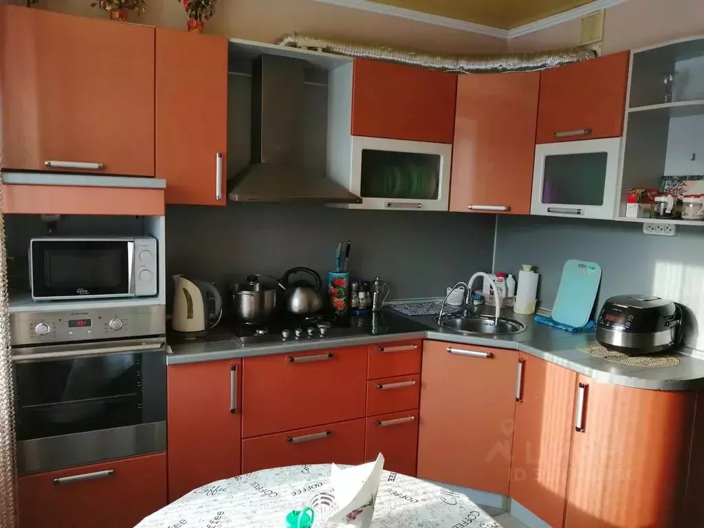 3-к кв. Татарстан, Нижнекамск просп. Химиков, 15 (66.0 м) - Фото 1