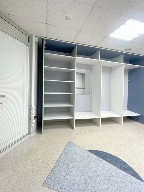 Помещение свободного назначения в Свердловская область, Екатеринбург ... - Фото 2