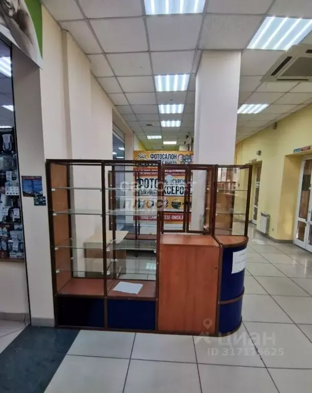 Помещение свободного назначения в Омская область, Омск ул. 10 лет ... - Фото 1