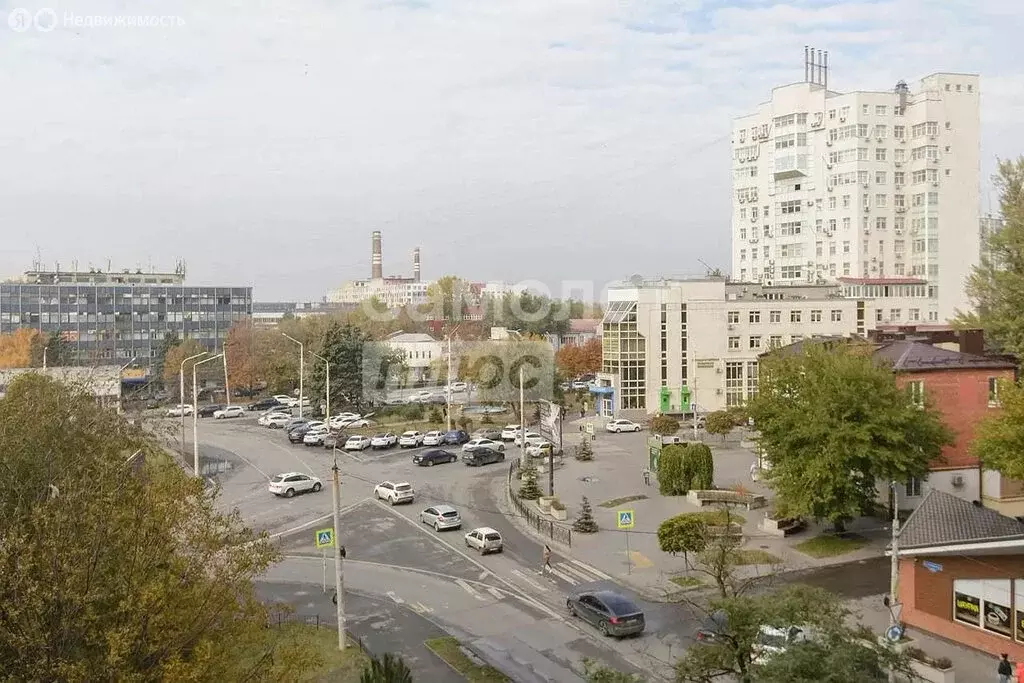 3-комнатная квартира: Ростов-на-Дону, проспект Сельмаш, 20 (110 м) - Фото 1