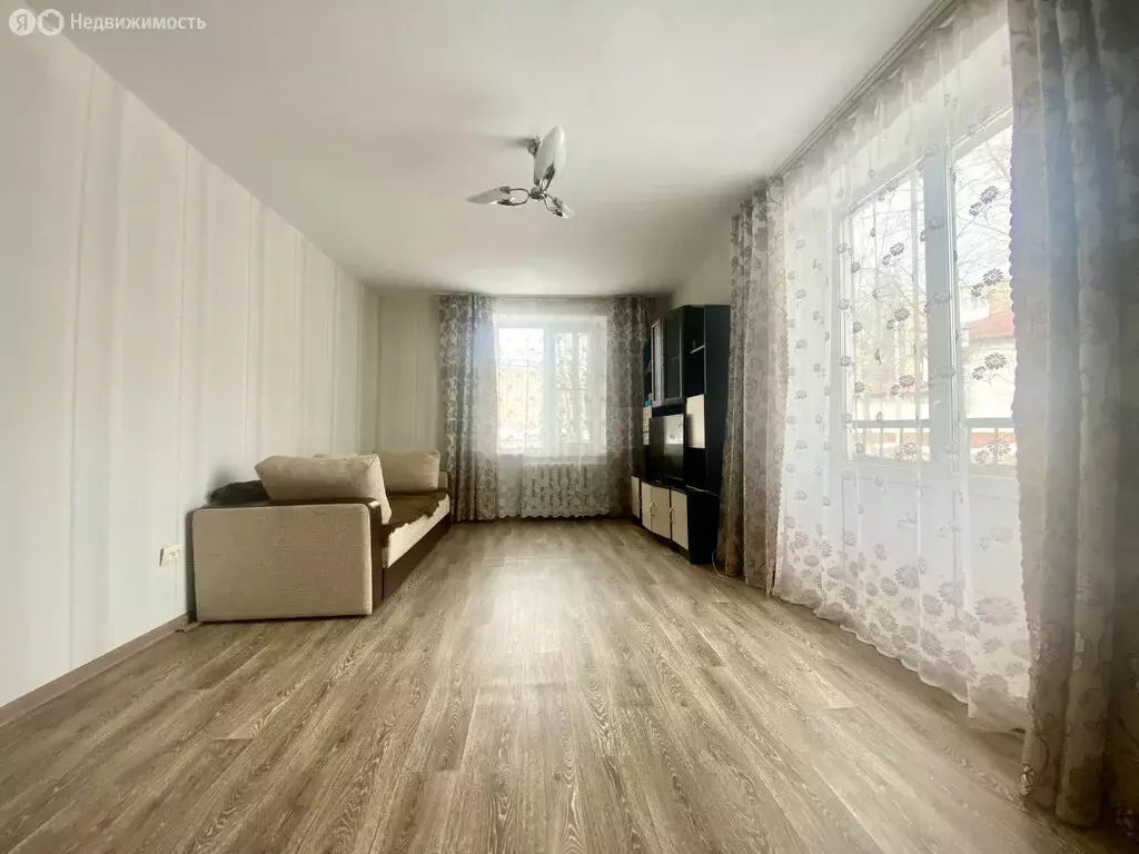 1-комнатная квартира: Соликамск, Молодёжная улица, 25 (32.1 м) - Фото 0