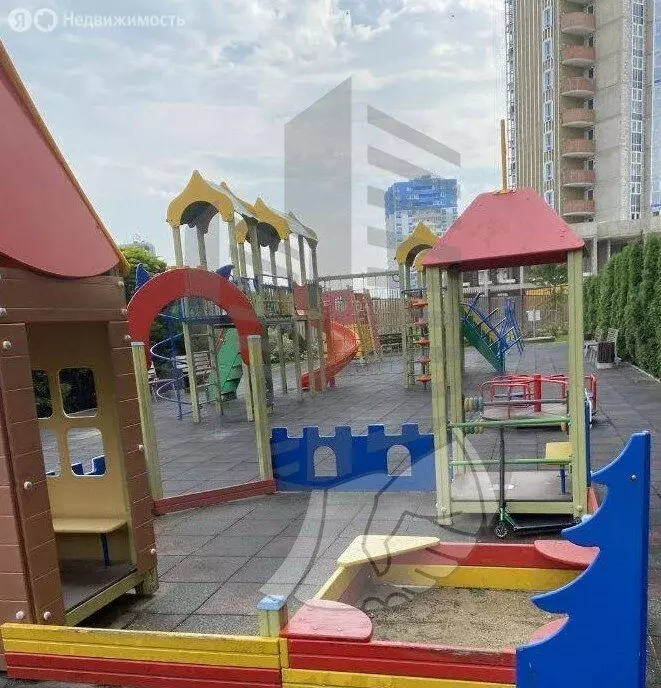 2-комнатная квартира: Краснодар, улица Шоссе Нефтяников, 22к1 (70 м) - Фото 0