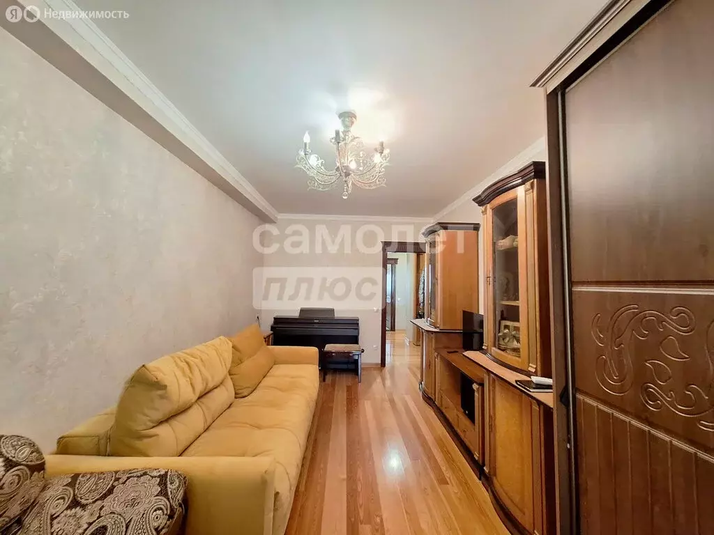 3-комнатная квартира: Севастополь, улица Челнокова, 17к1 (86.9 м) - Фото 1