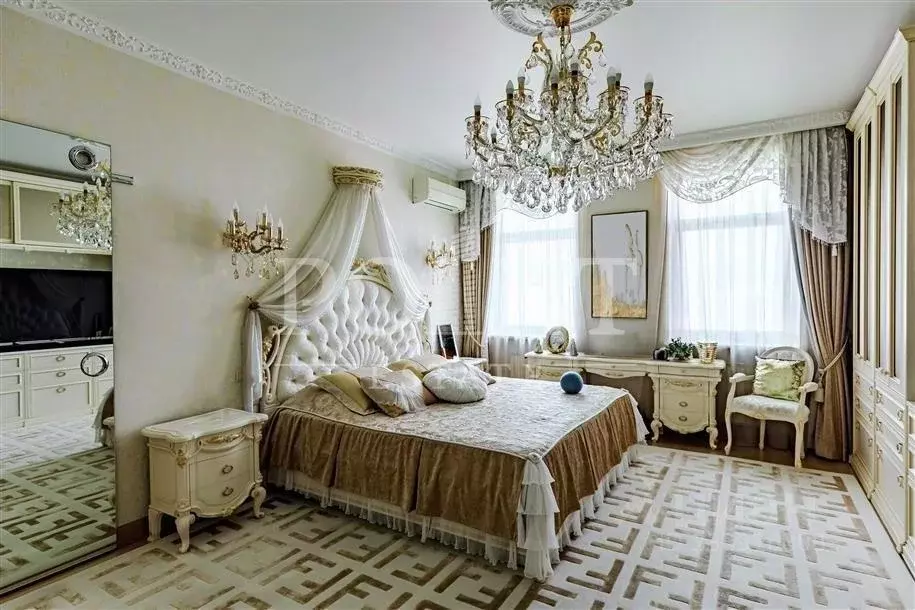 Квартира, 4 комнаты, 176 м - Фото 1