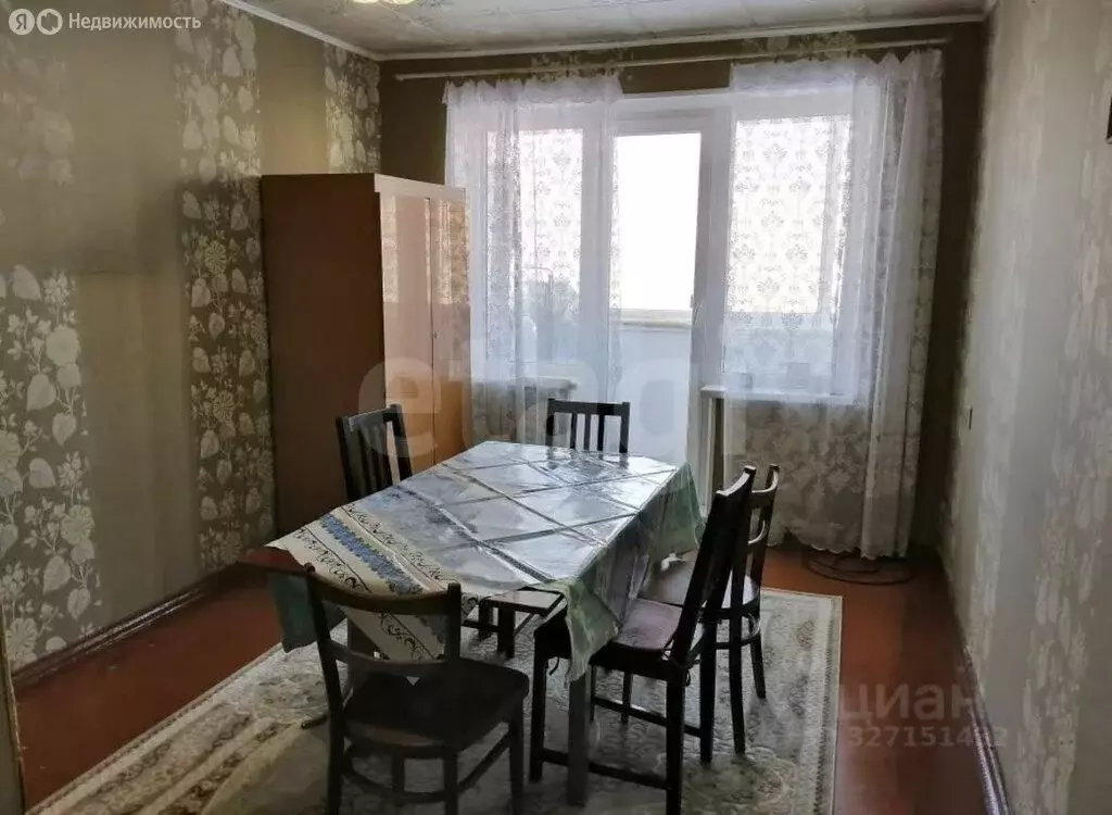 3-комнатная квартира: Златоуст, квартал Северо-Запад, 1-й квартал, 12 ... - Фото 2