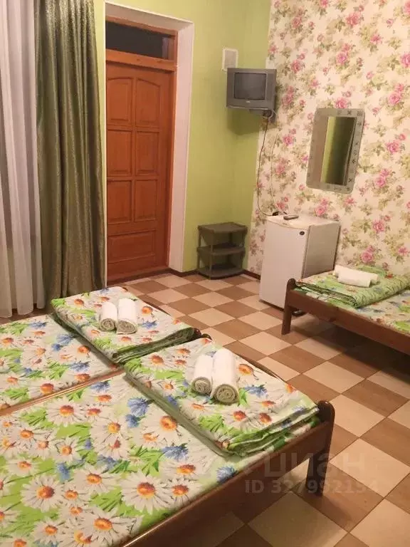 Комната Крым, Алушта муниципальный округ, с. Малореченское ул. ... - Фото 2