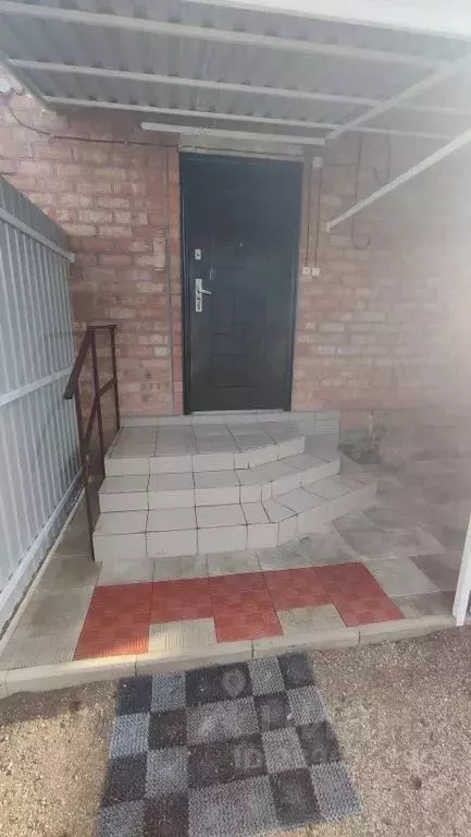 Дом в Краснодарский край, Ейский район, Должанская ст-ца Полевой пер., ... - Фото 1