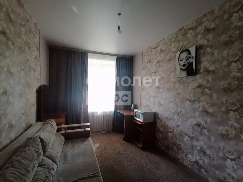 Комната Челябинская область, Челябинск ул. Савина, 10 (13.0 м) - Фото 2