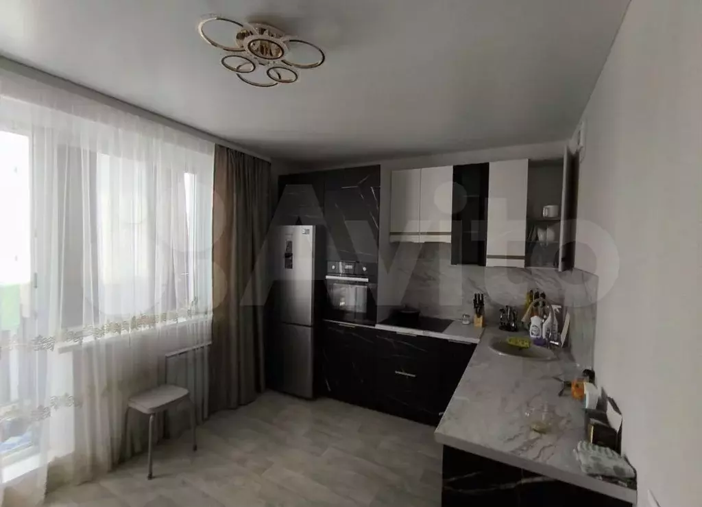 1-к. квартира, 42 м, 5/5 эт. - Фото 0