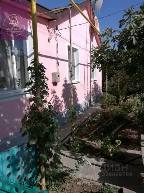 Дом в Крым, Сакский район, Штормовское с/пос, с. Приветное ул. ... - Фото 1