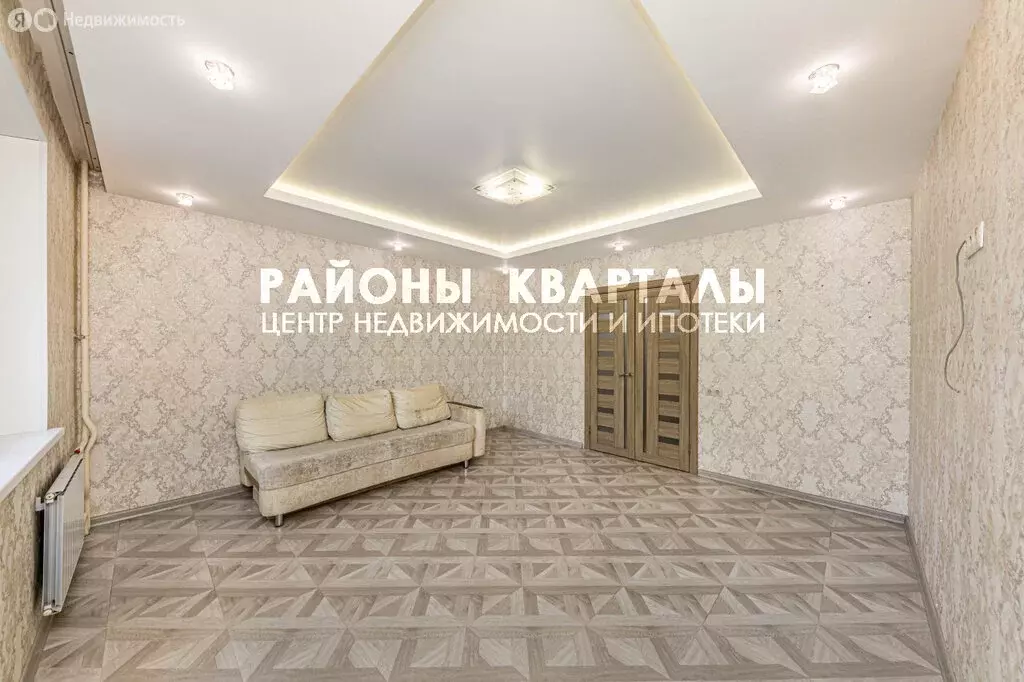 3-комнатная квартира: Челябинск, улица Александра Шмакова, 26 (81.2 м) - Фото 2