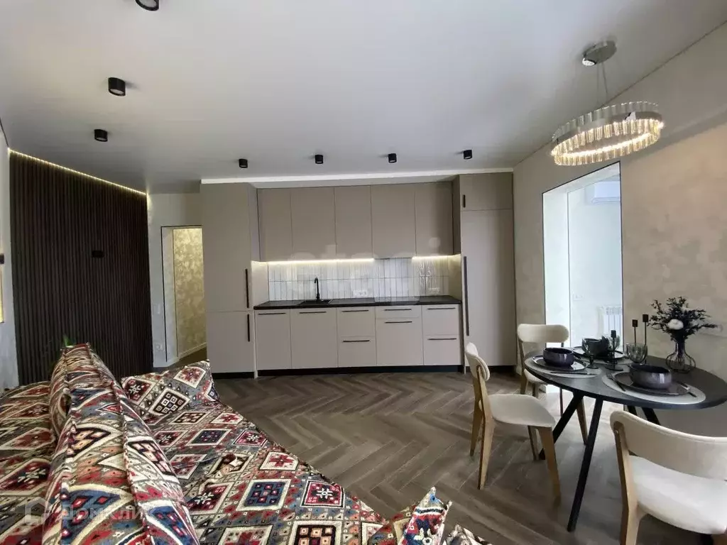 Продаётся 1-к квартира, 69 м - Фото 1