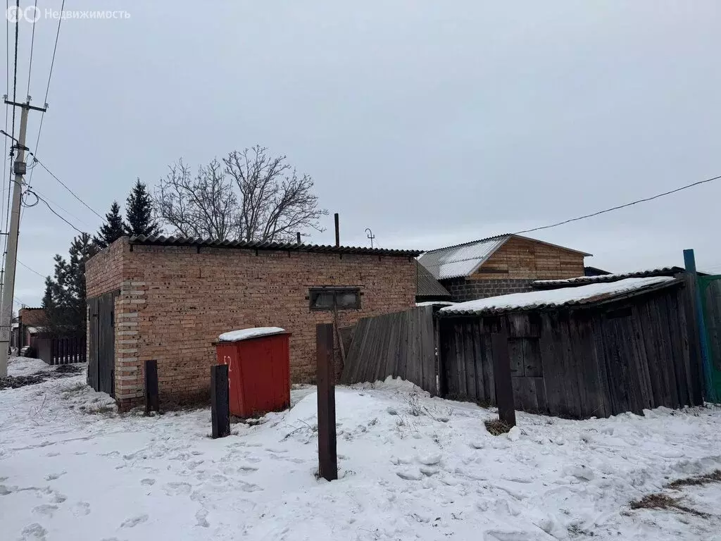 Дом в село Калинино, Трактовая улица, 52 (50 м) - Фото 1