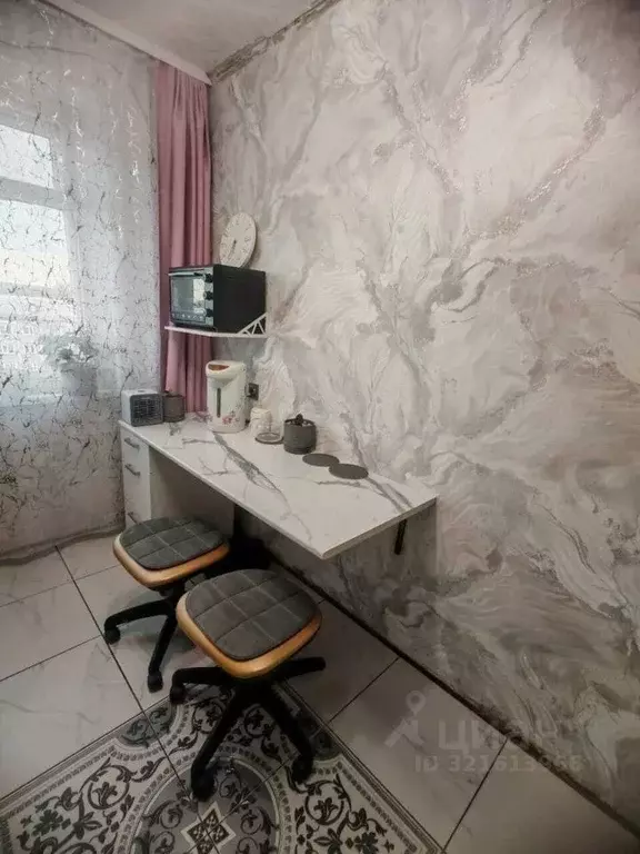 3-к кв. Кемеровская область, Новокузнецк ул. Циолковского, 2 (57.4 м) - Фото 2