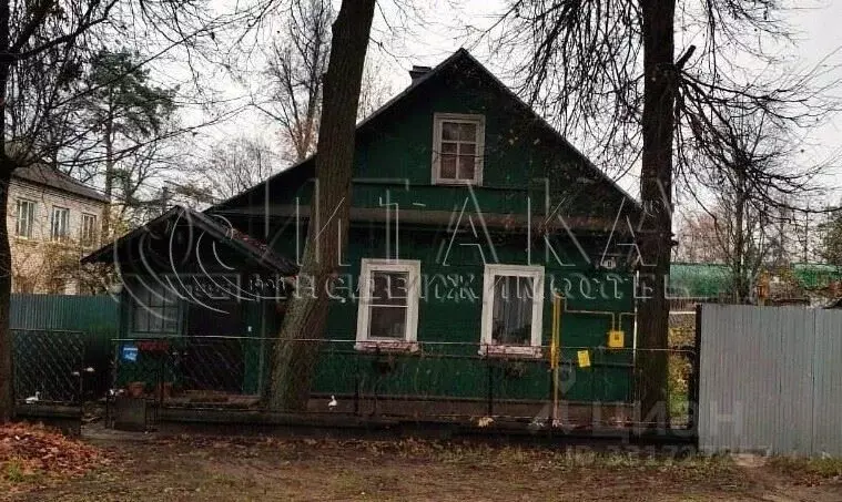 Дом в Ленинградская область, Луга Красноармейская ул., 8 (81 м) - Фото 2