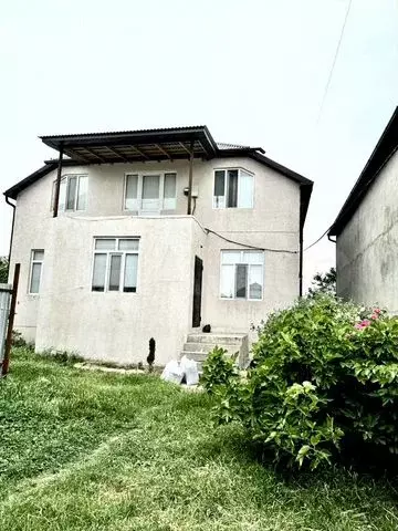 Дом 220 м на участке 3,8 сот. - Фото 0