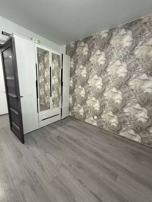 3-к. квартира, 73 м, 3/3 эт. - Фото 1