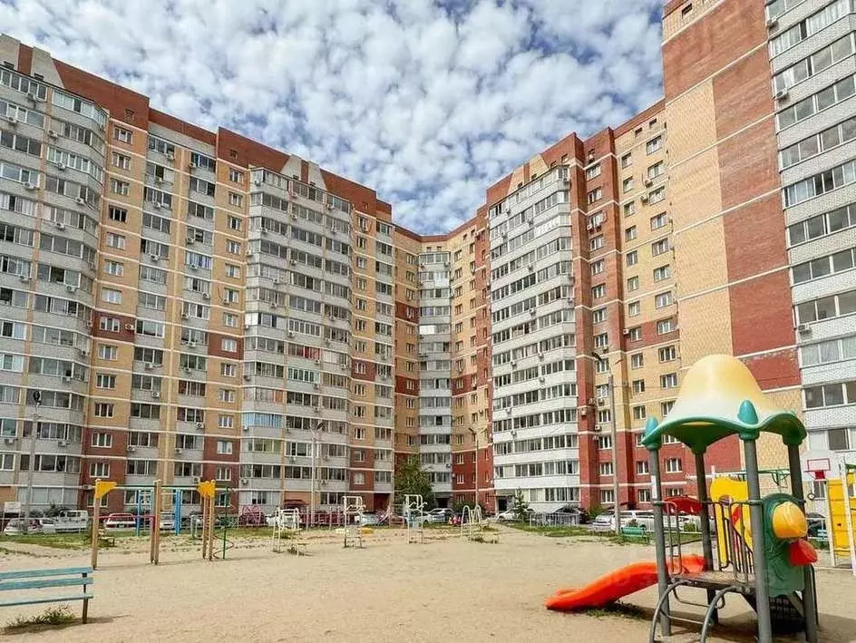 2-к кв. Амурская область, Благовещенск ул. Василенко, 20/3 (55.6 м) - Фото 0