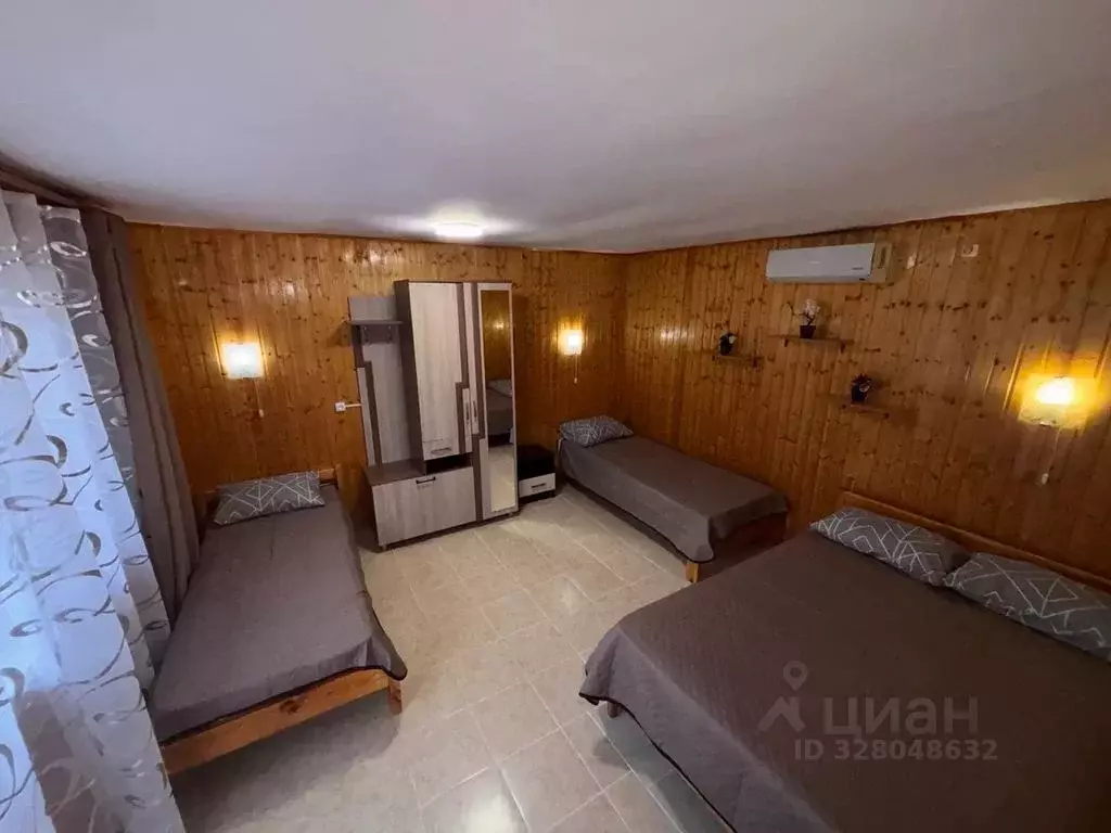 Комната Крым, Ленинский район, Белинское с/пос, с. Новоотрадное ул. ... - Фото 1