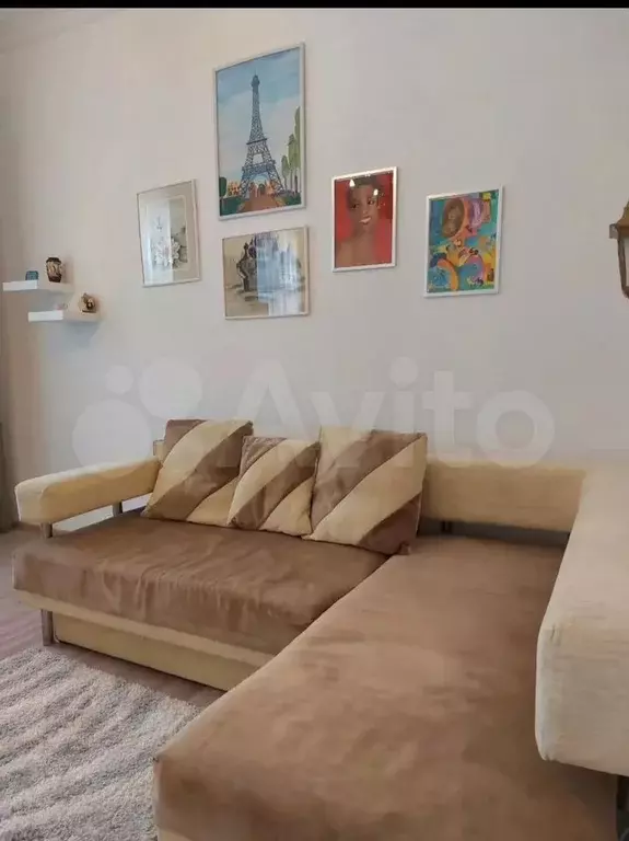 Комната 25 м в 4-к., 4/4 эт. - Фото 1