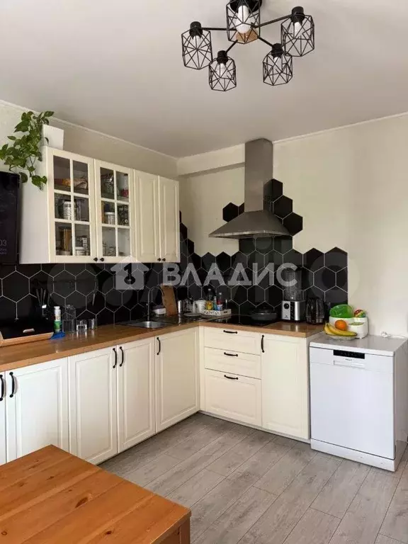 2-к. квартира, 71,1 м, 2/22 эт. - Фото 1