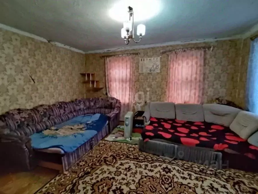 Дом в Саратовская область, Балашов Республиканская ул., 1 (96 м) - Фото 0