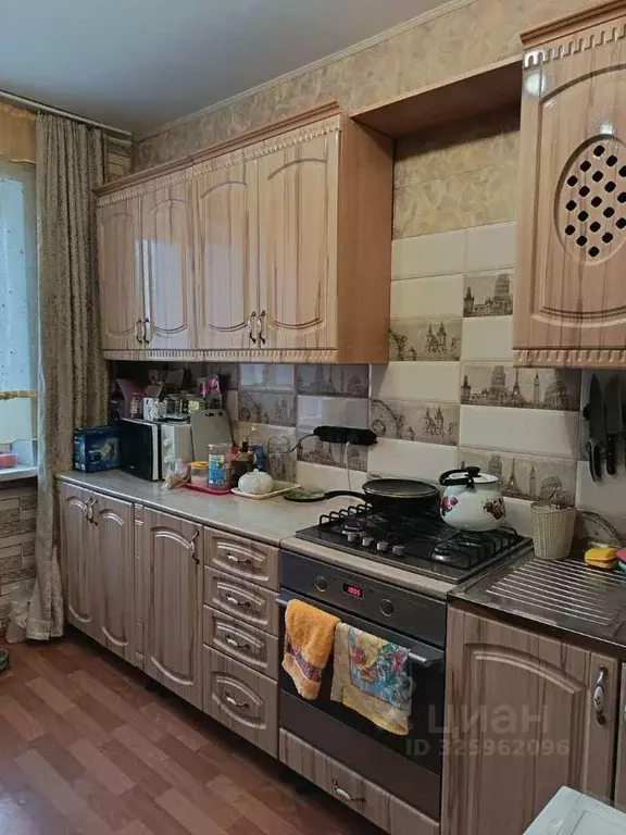 3-к кв. Курская область, Курск просп. Хрущева, 27 (60.8 м) - Фото 1