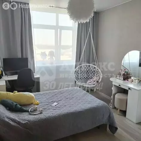 3-комнатная квартира: Тюмень, Алматинская улица, 4 (68.8 м) - Фото 1