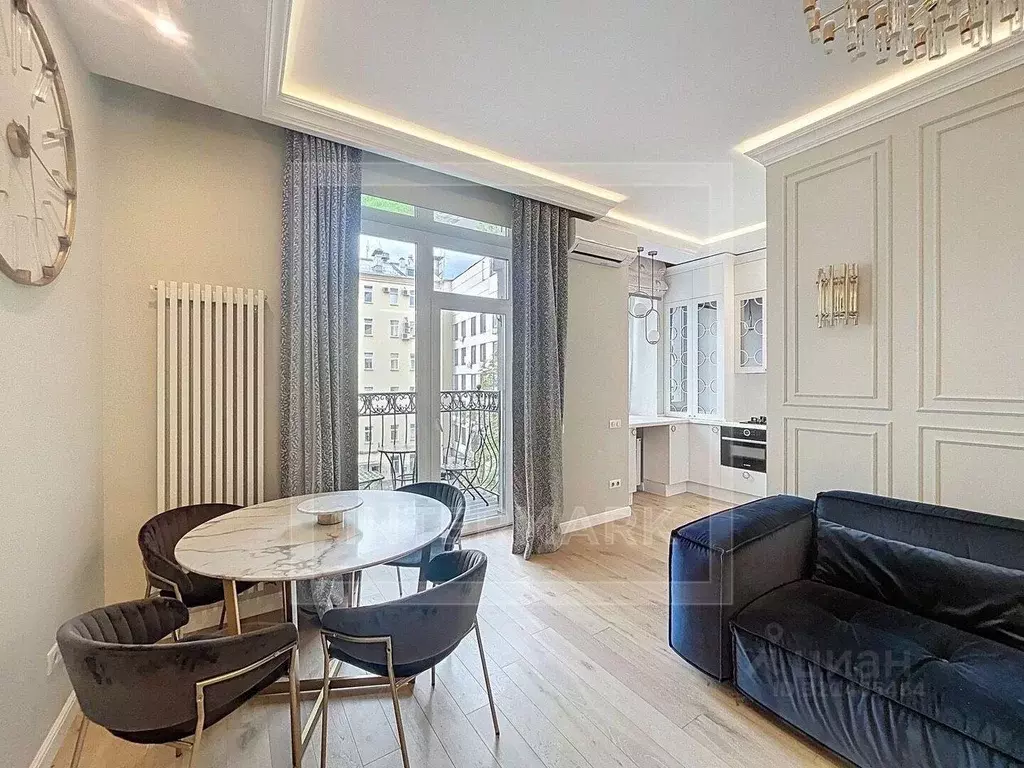 3-к кв. Москва пер. Брюсов, 7 (70.0 м) - Фото 0