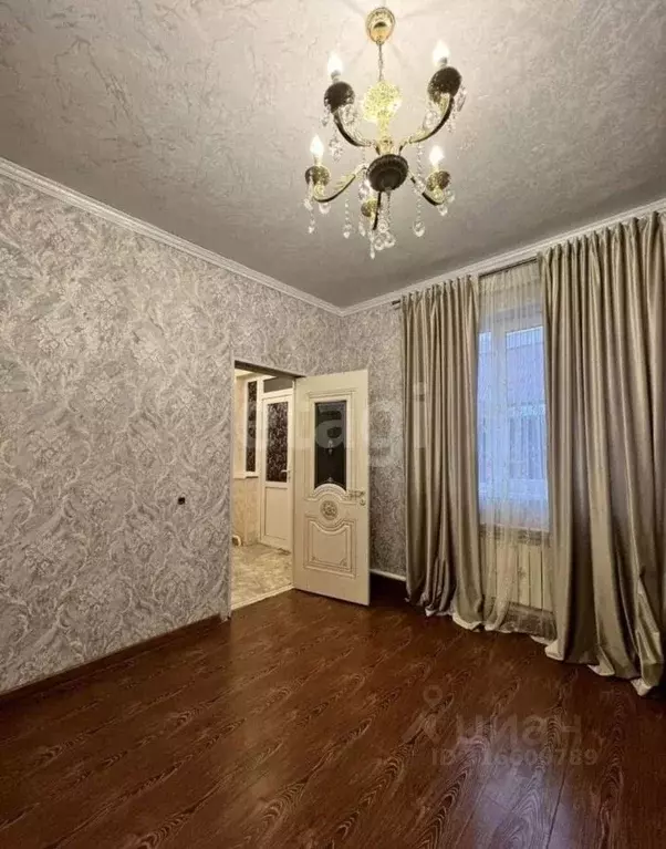 Дом в Ингушетия, Назрань ул. Абдулы Темсуркиевича Имагожева (200 м) - Фото 1