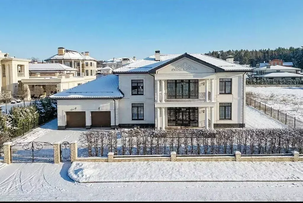 Дом в Московская область, Истра муниципальный округ, д. Чесноково, ... - Фото 1