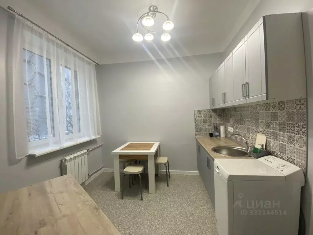 3-к кв. Москва ул. Маросейка, 10/1С1 (73.1 м) - Фото 1