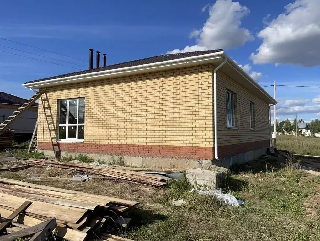 Дом в Татарстан, Высокогорский район, Чернышевское с/пос, д. Шушары ... - Фото 1