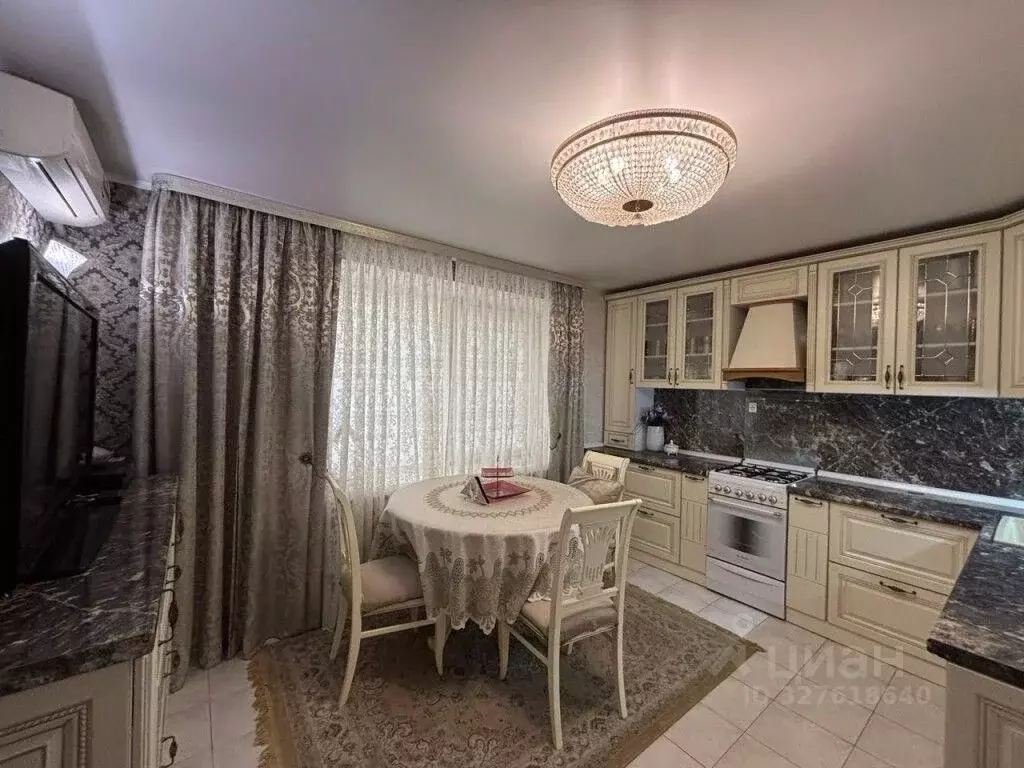 2-к кв. Краснодарский край, Ейск Коммунистическая ул., 23 (98.0 м) - Фото 2