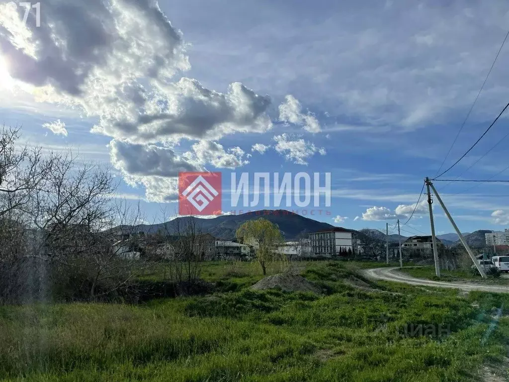 Участок в Крым, Судак ул. Долинная (12.0 сот.) - Фото 0