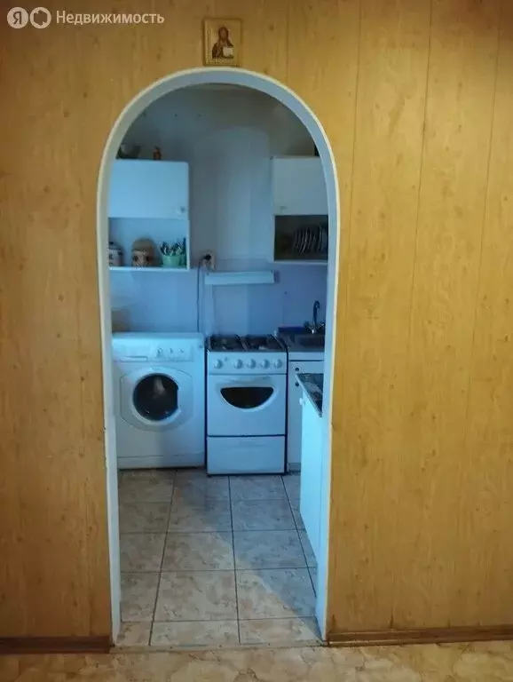 3-комнатная квартира: Волхов, улица Марата, 6 (61.2 м) - Фото 1