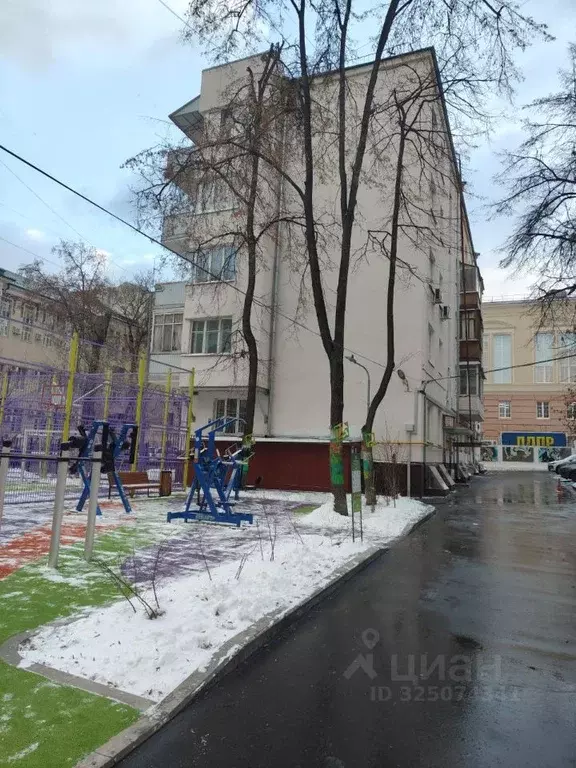 Комната Москва 1-й Басманный пер., 5/20С3 (10.6 м) - Фото 2