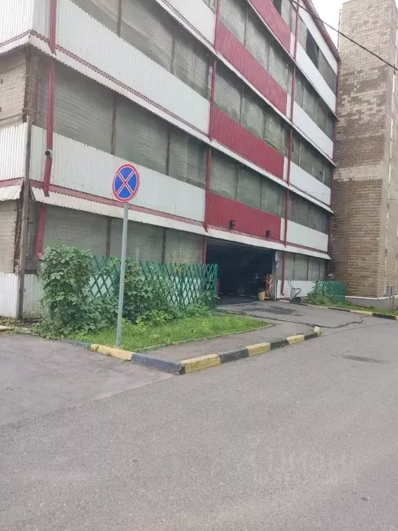 Гараж в Москва ул. Саморы Машела, 2к1 (15 м) - Фото 1