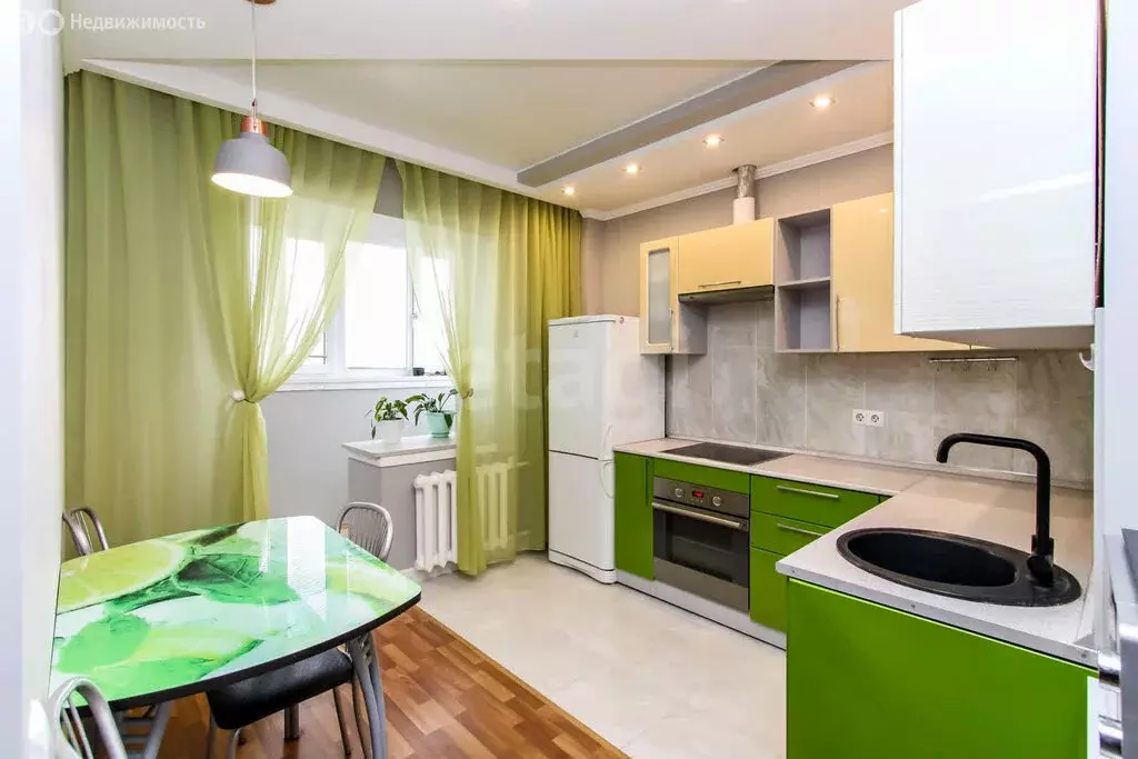 1-комнатная квартира: Тюмень, улица Муравленко, 3к1 (38.1 м) - Фото 0